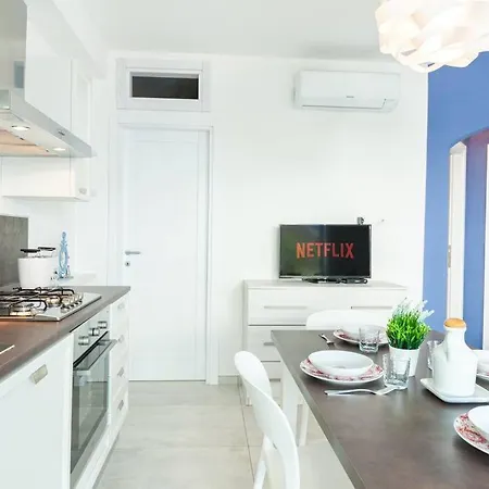 Beautiful At 200 Mt From The Sea Apartman