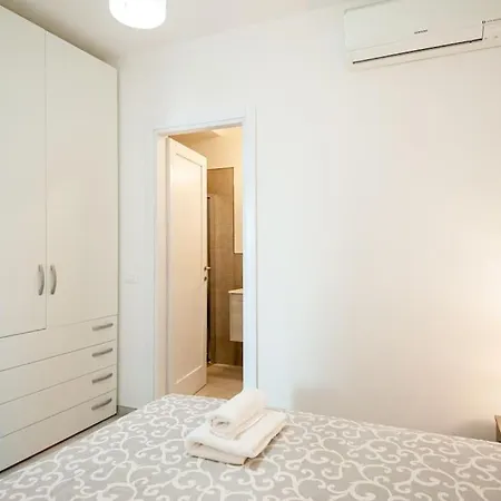 Apartment Beautiful At 200 Mt From The Sea *